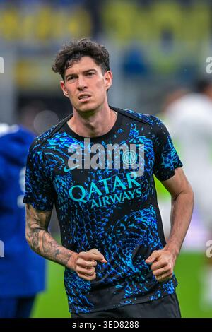Mailand, Italien. Mai 2026. Alessandro Bastoni aus Inter Mailand wurde 2025/26 während des Fußballspiels zwischen Inter Mailand und Parma im Stadion San Siro gesehen. Endpunktzahl; Inter Mailand 2: 0 Parma. Quelle: SOPA Images Limited/Alamy Live News Stockfoto