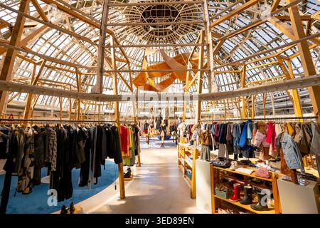 Frankreich, Paris, das Kaufhaus Printemps, Au Septième ciel (im Himmel von 7.), die neue Etage, die Vintage, Second Hand und Upculcling gewidmet ist Stockfoto