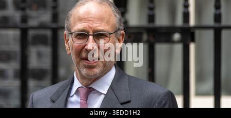 London, Großbritannien. Mai 2025. Keith Black, Vorsitzender des Jewish Leadership Council, bei Keir Starmer, Premierminister, veranstaltete Gipfeltreffen zur Bekämpfung des Antisemitismus in der Downing Street London, UK Credit: Ian Davidson/Alamy Live News Stockfoto