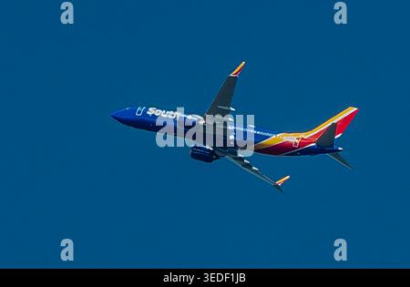 Ein Jet der Southwest Airlines am Himmel Stockfoto