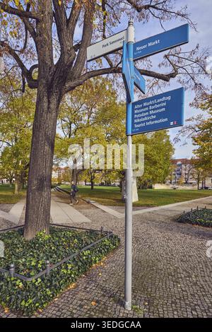 Sanssouci Park, neuer Markt, Alter Markt und Landtag, Museum Barberini, Potsdamer Museum, Nikolaikirche und Tourist Information, Platz der Einheit Stockfoto