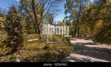 Łazienki Królewskie – ein Palast- und Gartenkomplex in Warschau, Polen. Stockfoto