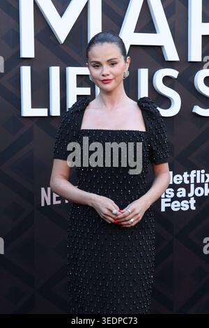 LOS ANGELES, KALIFORNIEN – 06. MAI: Selena Gomez bei der Los Angeles Premiere von Netflix's „Marty, Life is Short“ im Egyptian Theatre Hollywood am 06. Mai 2026 in Los Angeles, Kalifornien. Quelle: AdMedia Stockfoto