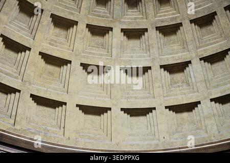 Rom, Italien 09.02.2019: Innere des pantheons in rom italien Stockfoto