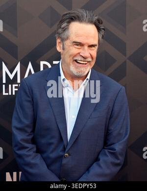 Los Angeles, Usa. Mai 2026. Dennis Miller nimmt am Mittwoch, den 6. Mai 2026, an der Premiere von Netflix's Dokumentarfilm Marty Life Is Short im Egyptian Theatre in der Hollywood-Sektion von Los Angeles Teil. Story: Der ultimative Dokumentarfilm über den Comedian Martin Short, der seine Karriere in Film, Fernsehen, Theater und Comedy erforscht. Foto: Jim Ruymen/UPI Credit: UPI/Alamy Live News Stockfoto