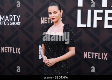 HOLLYWOOD, LOS ANGELES, KALIFORNIEN, USA - 6. MAI: Selena Gomez kommt zur Los Angeles Premiere von Netflix 'Marty, Life is Short', die am 6. Mai 2026 im Egyptian Theatre Hollywood in Hollywood, Los Angeles, Kalifornien, USA stattfindet. (Foto: Xavier Collin/Image Press Agency) Stockfoto