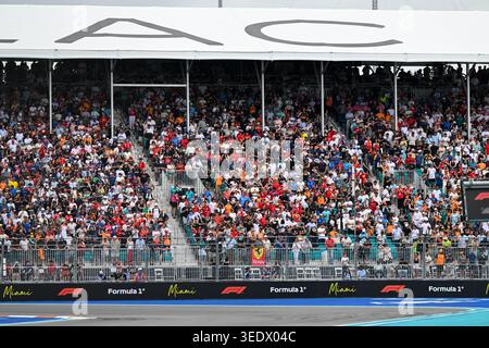 Vereinigte Staaten von Amerika, Miami, 3. Mai 2026, Fan Tribune GP Miami 2026, während des F1 Race Day, Copyright Marco Talluto/Alamy Live News Stockfoto