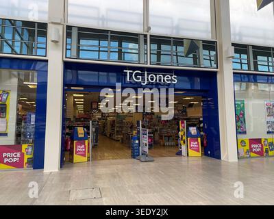 T G Jones im Zentrum: mk in Milton Keynes. Stockfoto