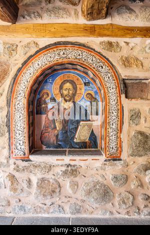Meteora, Kastraki, Thessalien, Griechenland. 31. Oktober 2023. Wandgemälde im Kloster Varlaam auf den Felsformationen von Meteora. Stockfoto