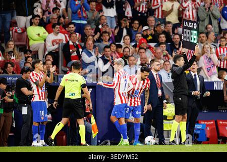 Nahuel Molina, Antoine Griezmann und Nicolas Gonzalez wurden während des LaLiga EA SPORTSPIELS zwischen Teams von Atletico de Madrid und Athletic Club (Maciej Stockfoto