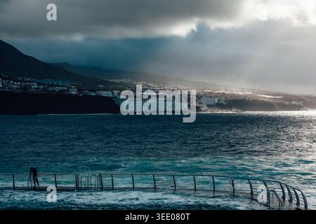 Das charmante Dorf Bajamar an der Küste von Teneriffa Stockfoto
