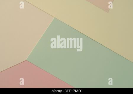 Abstrakter geometrischer farbiger Papierhintergrund. Zarte Pastellfarben. Abstraktes Muster mit sanften Farben. Farbiger Papierhintergrund. Stockfoto