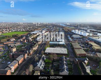 Drohnenansicht von Whitecrook Clydebank Stockfoto