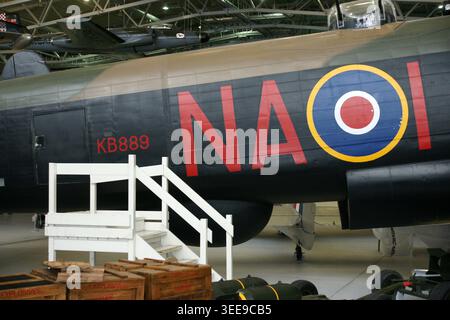 Avro Lancaster KB889, Lancaster Bomber im Imperial war Museum Duxford, Stockfoto