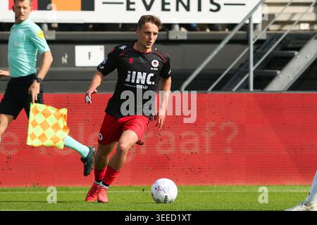 Rotterdam, Niederlande. Mai 2026. ROTTERDAM, NIEDERLANDE - 10. MAI: Gyan de Regt von Excelsior Rotterdam im Rahmen des niederländischen Eredivisie-Spiels zwischen Excelsior Rotterdam und FC Volendam im Stadion Woudestein am 10. Mai 2026 in Rotterdam, Niederlande. (Foto von Hans van der Valk/Orange Pictures) Credit: Orange Pics BV/Alamy Live News Stockfoto