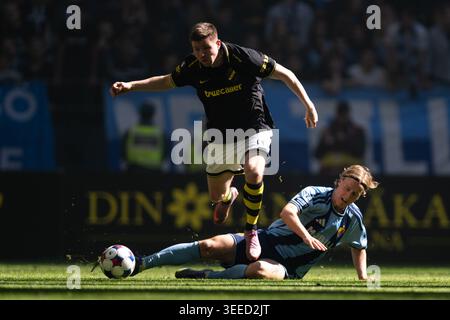 Stockholm, Schweden. Mai 2026. STOCKHOLM, SCHWEDEN - 10. MAI: Mads Thychosen (17) von AIK während des Allsvenskan-Fußballspiels zwischen AIK und Djurgården in der Strawberry Arena in Stockholm, Schweden am 10. Mai. Quelle: SPP Sport Pressefoto. /Alamy Live News Stockfoto