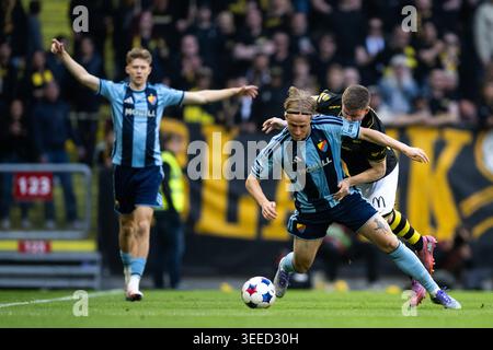 Stockholm, Schweden. Mai 2026. STOCKHOLM, SCHWEDEN - 10. MAI: Mads Thychosen (17) von AIK während des Allsvenskan-Fußballspiels zwischen AIK und Djurgården in der Strawberry Arena in Stockholm, Schweden am 10. Mai. Quelle: SPP Sport Pressefoto. /Alamy Live News Stockfoto