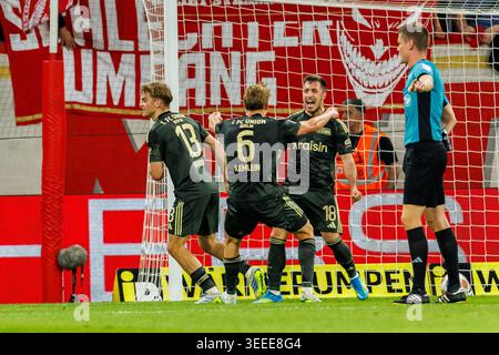 MAINZ, 10. MAI: Josip Juranovic (1. FC Union Berlin, 18) feiert das dritte Tor seiner Mannschaft im Bundesliga-Spiel zwischen 1. Und 1. FSV Mainz 05 vs. 1. FC Union Berlin in der MEWA Arena am Spieltag 33 des 1. Bundesliga am 10. Mai 2026 in Mainz. DFL-VORSCHRIFTEN VERBIETEN DIE VERWENDUNG VON FOTOS ALS BILDSEQUENZEN UND/ODER QUASI-VIDEO. Stockfoto