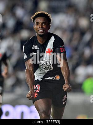 Rio de Janeiro, Brasilien, 10. Mai 2026. Brasilianische Fußballmeisterschaft, Spiel zwischen Vasco da Gama und Athletico PR im Stadion São Januário. Vasco pl Stockfoto
