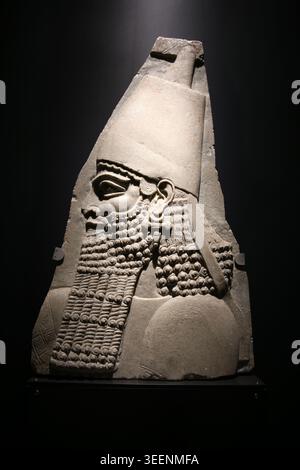König Sargon II. Herrschaft von Sargon II. Von Assyrien (721-705 v. Chr.). Calcit-Alabaster. Von Chorsabad, Palast von Sargon. Irak. Archäologisches Museum. Turin. Italien. Stockfoto