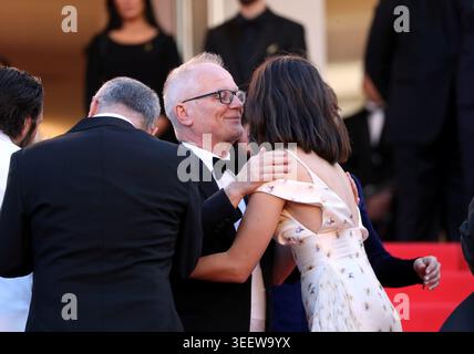 Cannes, Frankreich. Mai 2026. © PHOTOPQR/NICE MATIN/Justine Meddah ; Cannes ; 12/05/2026 ; FRANCE-FILM-FESTIVAL-CANNNES2026 (von L) die französische Schauspielerin Anais Demoustier, der französische Filmregisseur und Drehbuchautor Pierre Salvadori, der französische Schauspieler Gilles Lellouche, 79 die französische Schauspielerin Vimala Pons und der Filmfestival-Regisseur Thierry Fremaux von Cannes kommen zur Eröffnungszeremonie und die Vorstellung des Films „La Venus electrique“ (die am 12. Mai 2026. Quelle: MAXPPP/Alamy Live News Stockfoto