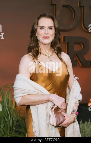 New York, USA. Mai 2026. Brooke Shields nimmt am 12. Mai 2026 in New York City an Paramount's 'Dutton Ranch' Premiere auf dem AMC Lincoln Square 13 Teil. (Foto: Dinara Khairova/SIPA USA) Credit: SIPA USA/Alamy Live News Stockfoto