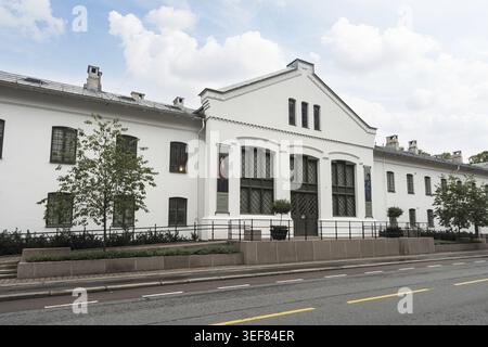 Oslo, Norwegen. September 2021. Außenansicht des Queen Sonja Art Stallmuseums im Stadtzentrum Stockfoto
