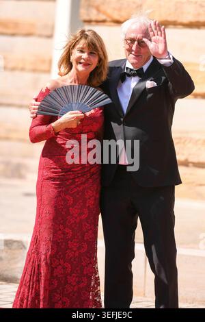 ABB HALMER- Gueünther Maria Halmer der Schauspieler ist im Alter von 83 Jahren gestorben ARCHIVBILD Günther Maria Halmer und Frau Claudia bei der Eröffnung der Bayreuther Festspiele im Festspielhaus Bayreuth, Deutschland, 25. Juli 2019. Bayern Deutschland/Deutschland *** ABB HALMER Gueünther Maria Halmer der Schauspieler ist im Alter von 83 Jahren bei der Eröffnung der Bayreuther Festspiele im Festspielhaus in Bayreuth gestorben, 25. Juli 2019 Bayern Deutschland Deutschland Stockfoto