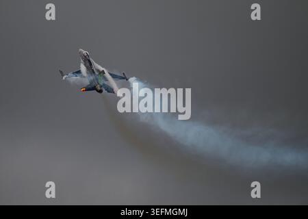Die belgische Luftwaffe F16 Dream Viper trat bei der Royal International Air Tattoo 2023 auf Stockfoto