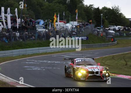 Nürburg, Deutschland 14.-17. Mai 2026: ADAC Ravenol 24h Rennen Nürburgring - 2026 - Samstag Rennen Hatzenbach im Bild: #36 - BMW E89 Z4 (EVO 2013) - (Julian Reeh GER, Valentin Lachenmayer GER, Henry Walkenhorst GER, Christian Scherer GER) | Stockfoto