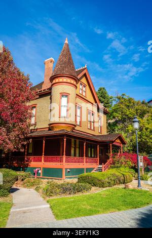 19. November 2024, San Diego, KALIFORNIEN: Restauriertes viktorianisches Haus im Heritage County Park in San Diego, Kalifornien Stockfoto