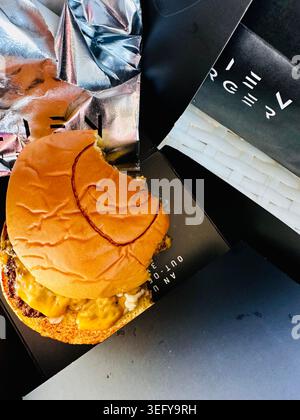 Alien Burger Fast Food Verpackung Stockfoto