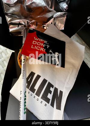 Alien Burger Fast Food Verpackung Stockfoto