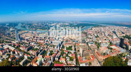 Panoramablick auf die Belgrader Küste und den Fluss Save in Belgrad, Serbien Stockfoto