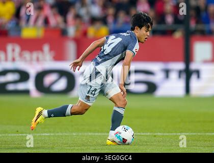 Takefusa Kubo von Real Sociedad spielte am 14. Mai 2026 im Montilivi-Stadion in Girona, Spanien, während des Spiels 2025:2026, Spieltag 36 zwischen Girona FC und Real Sociedad. (Foto: Sergio Ruiz / PRESSINPHOTO) Stockfoto