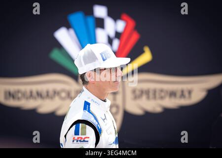 Speedway, Indiana, USA. Mai 2026. Helio Castroneves (Brasilien), viermaliger Gewinner des Indy 500 und Fahrer der #06 Meyer Shank Racing Honda, während der Qualifikation für den Indy 500 auf dem Indianapolis Motor Speedway. (Kreditbild: © Richard Dole/ZUMA Press Wire) NUR REDAKTIONELLE VERWENDUNG! Nicht für kommerzielle ZWECKE! Stockfoto