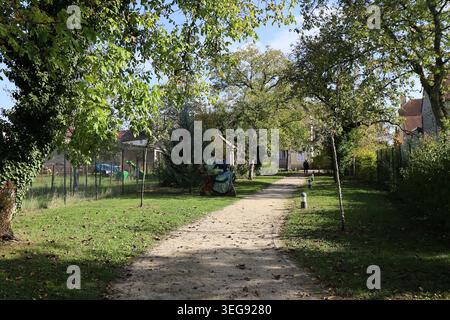 Garten des Hauses des Malers Auguste Renoir, Dorf Essoyes, Departement Aube, Frankreich Stockfoto