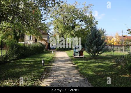 Garten des Hauses des Malers Auguste Renoir, Dorf Essoyes, Departement Aube, Frankreich Stockfoto