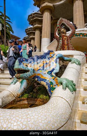 Der Salamander in Antoni Guidi's Parc Güell, Barcelona, Katalonien, Spanien Stockfoto
