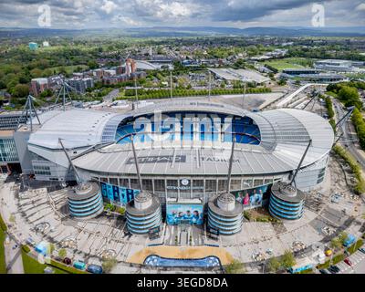 Etihad-Stadion, Manchester, England. Luftaufnahme des Heimfußballplatzes von Manchester City im Osten Manchesters. Stockfoto