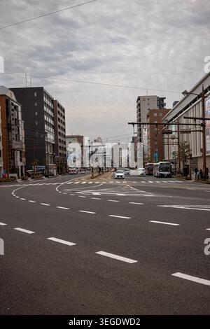 Weite Downtown Road in Nagasaki, Japan. Stockfoto