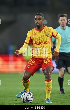 Wesley Said (22) von RC Lens, die während des Spiels der französischen Mc Donalds Ligue 1 Saison 2025–2026 zwischen Racing Club de Lens und Paris Saint-Germain am 13. Mai 2026 in Lens, Frankreich, gezeigt wurden. (Foto: David Catry / Sportpix) Stockfoto