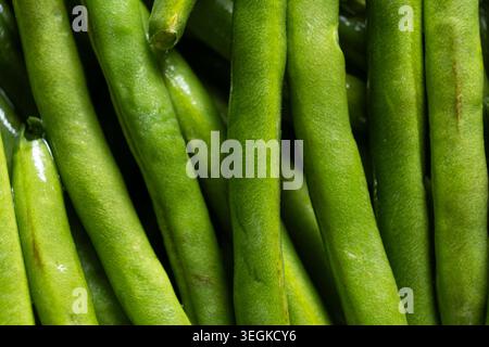 Makroaufnahme von Schoten aus grünen Bohnen Stockfoto