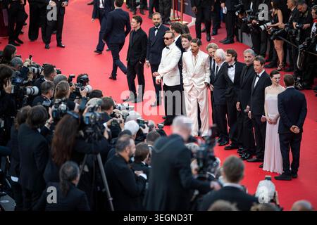 Die französische Produzentin Axelle Boucai, die französische Drehbuchautorin Berenice Vila, der deutsche Komponist Volker Bertelmann, der britische Schauspieler Tom Mison, der französische Schauspieler Felix Kysyl, der französische Schauspieler Florian Lesieur, der französische Schauspieler Loic Corbery, der französisch-armenische Schauspieler Simon Abkarian, der französische Regisseur und Drehbuchautor Antonin Baudry, der französische Schauspieler Benoit Magimel, der Schweizer Kacey Mottet Klein, die französische Schauspielerin Anamaria Vartolomei, der französischen Filmproduzent Jerité de Safaome-Arduz de Safaome-Arduz und der iraniranianische Filmproduzent Jeraome-Ardous-Ardous Stockfoto
