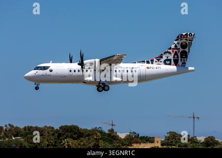 PNG Air ATR-42-600 (REG: P2-ATT), brandneu vom Hersteller bei Lieferung an seinen neuen Betreiber PNG Air. Stockfoto