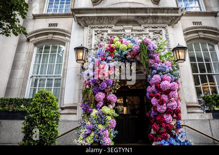Die Kings Road während der Chelsea Blumenshow. Stockfoto