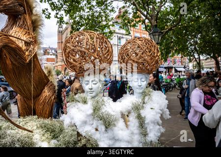 Die Kings Road während der Chelsea Blumenshow. Stockfoto