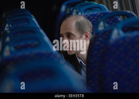 Lord Adonis Staatsminister für Verkehr, der 2009 mit dem Zug durch Großbritannien reiste, um die Erfahrung der Pendler zu verstehen. Stockfoto