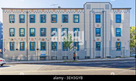 Federal City (CCNV) Shelter and Unity Health Care Center (1949, renoviert), 2nd & D Street NW. Washington, D.C. Stockfoto