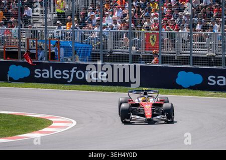 Montreal, Kanada. Mai 2026. Lewis Hamilton #44 (Vereinigtes Königreich) von Scuderia Ferrari fährt während des ersten Trainings vor dem Grand Prix von Kanada in der Formel 1 auf dem Circuit Gilles-Villeneuve in Montreal, Kanada, durch Kurve 10. Quelle: Eric Bouchard / Alamy Live News Stockfoto